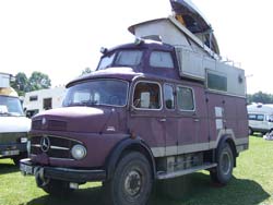 Mercedes Benz La 710