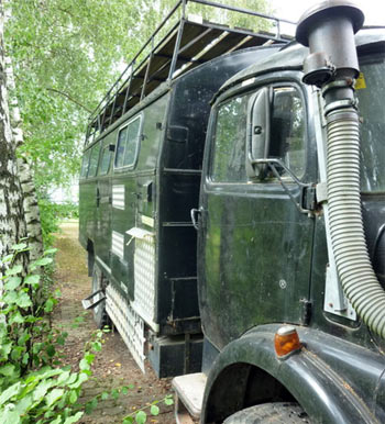 Mercedes Benz Laster