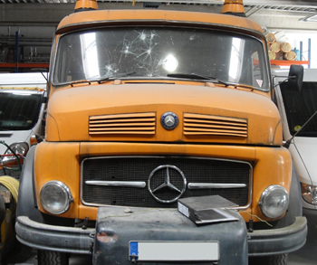 Mercedes Benz 322