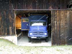 Mercedes Benz LA 710