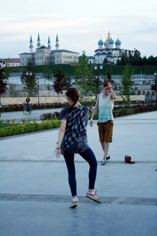 Tanz auf der Wolgapromenade in Kazan